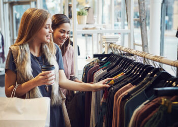 at-the-clothes-shop-w-sklepie-z-ubraniami-po-angielsku-słownictwo-gettinenglish