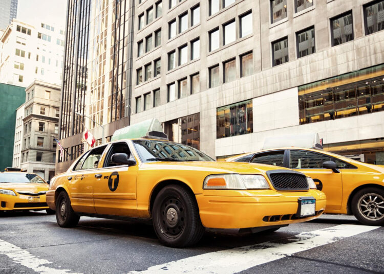 flac-a-cab-in-NYC-zamawianie-taksówki-nauka-angielskiego-gettinenglish