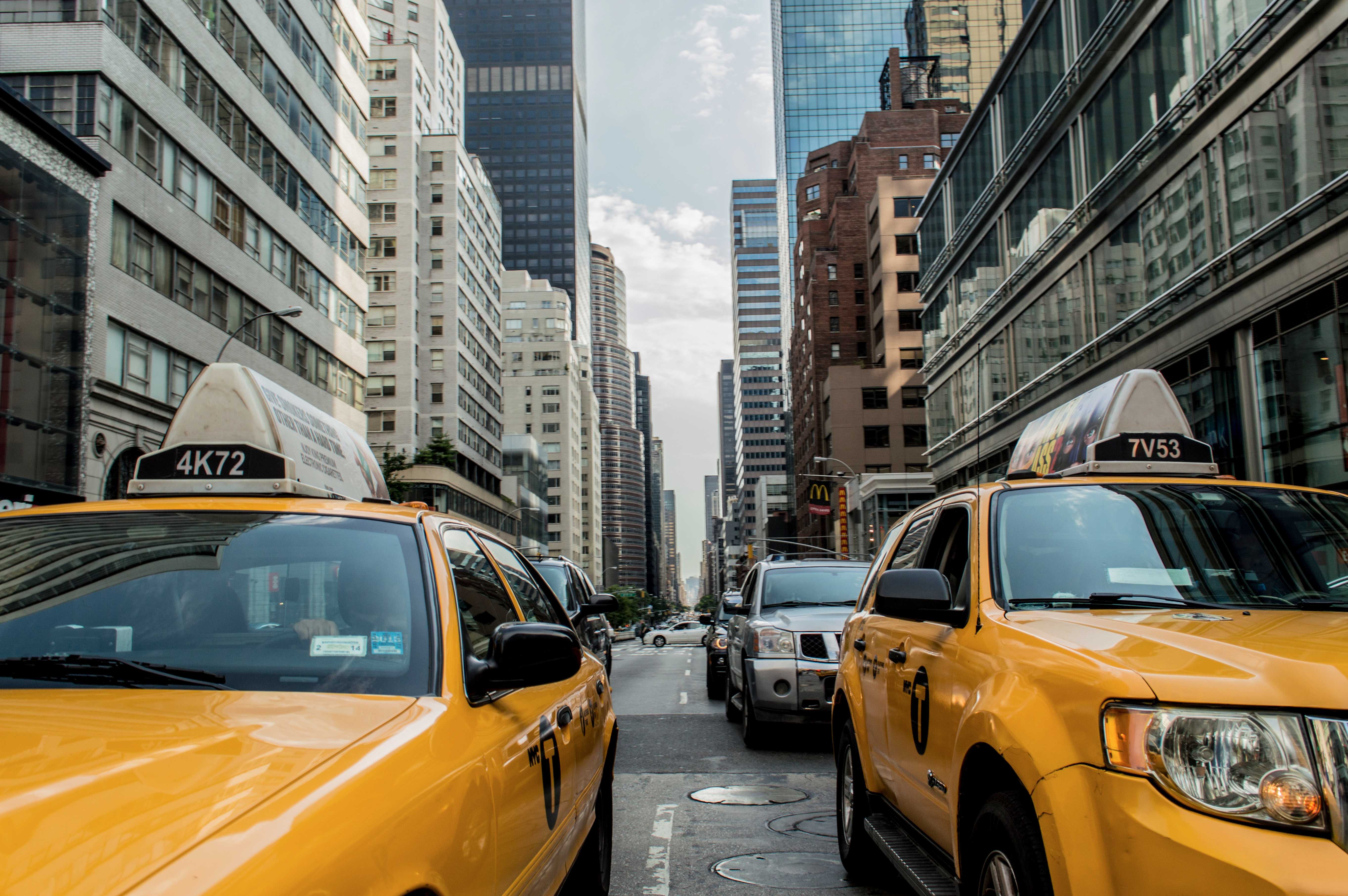 flac-a-cab-in-NYC-zamawianie-taksówki-nauka-angielskiego-gettinenglish