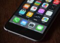iphone-addiction-tekst-angielski-B1